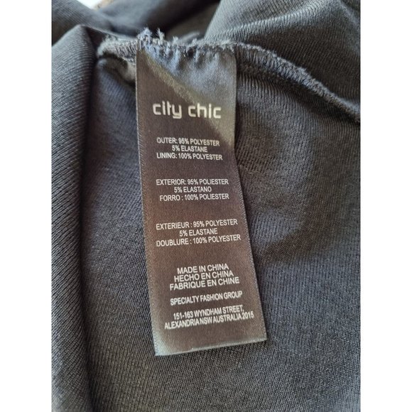 City Chic Plus Size Medium (18) Maxi Wrap Dress Evening V Neck Black and Gold - Picture 11 of 11